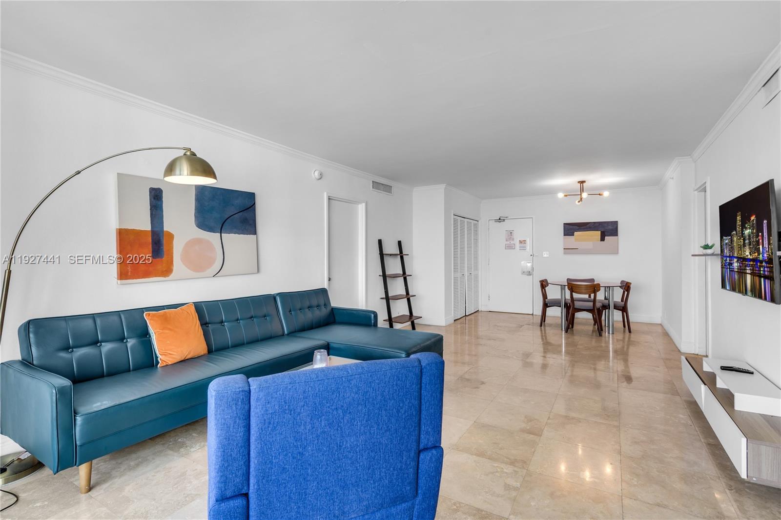 5101 Collins Ave 12N