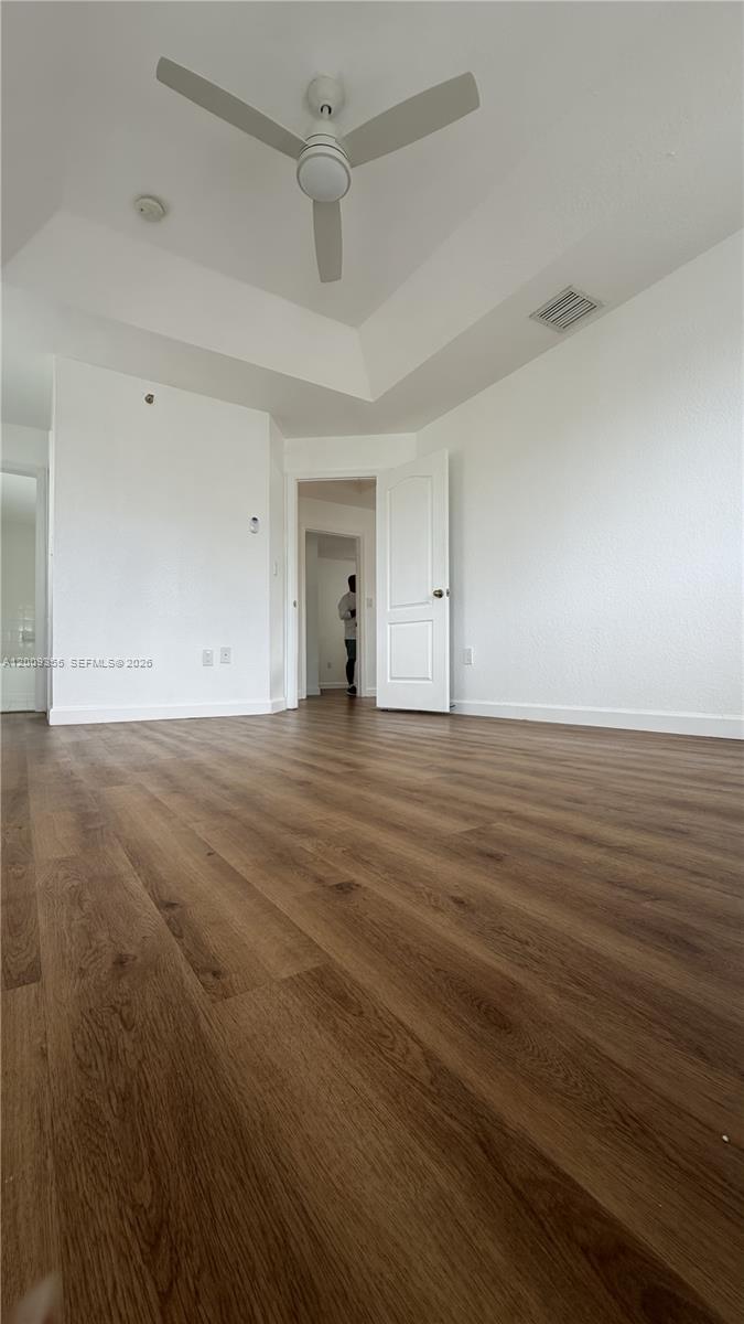 COURTYARDS FOUR CONDO - Residential