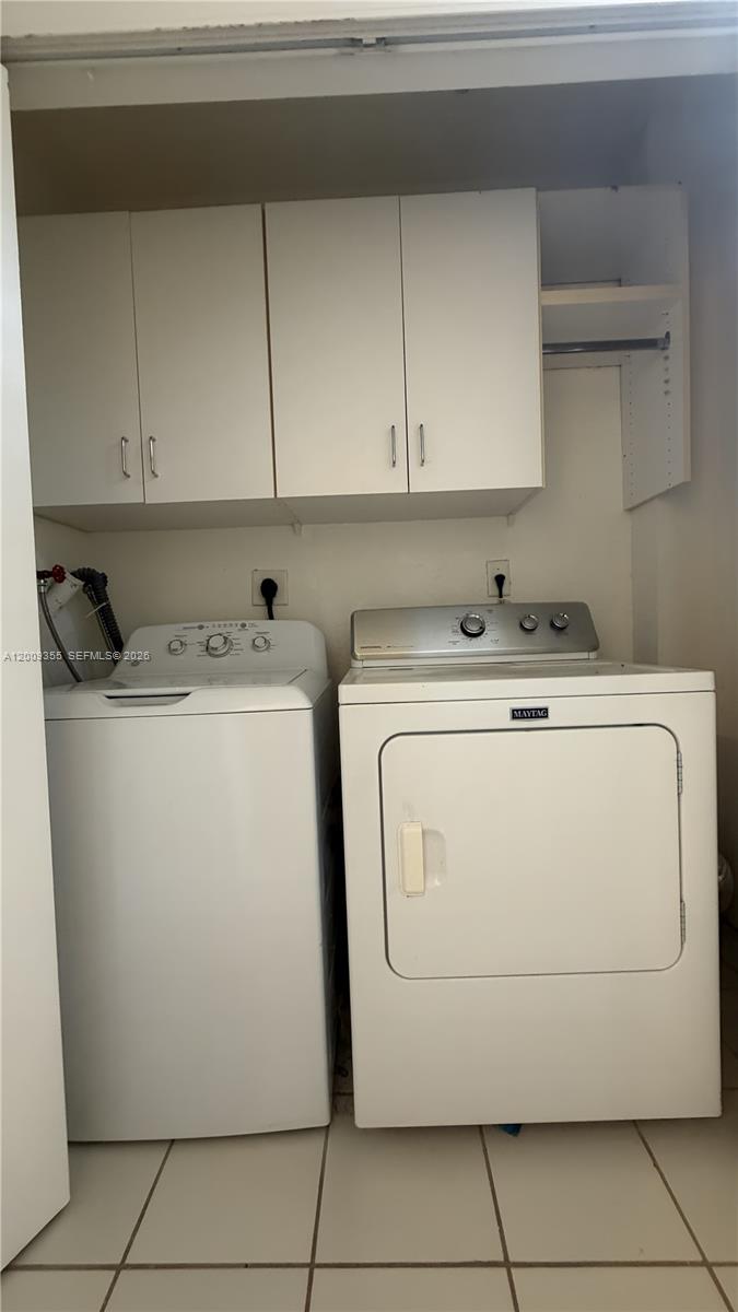 COURTYARDS FOUR CONDO - Residential