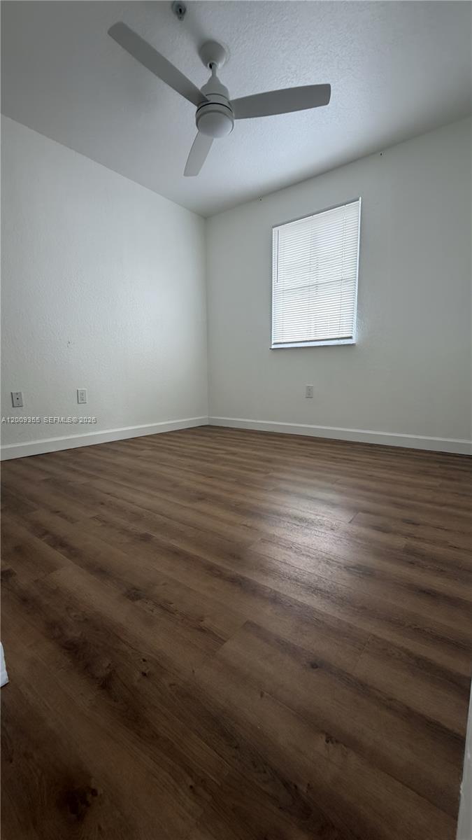 COURTYARDS FOUR CONDO - Residential