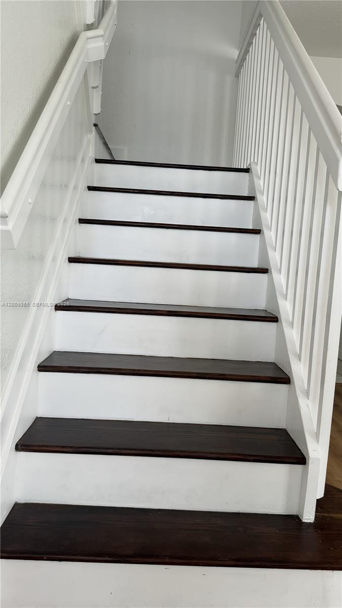 COURTYARDS FOUR CONDO - Residential