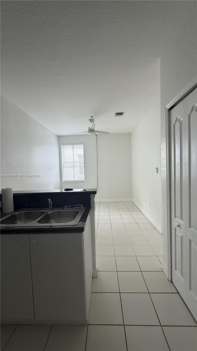 COURTYARDS FOUR CONDO - Residential