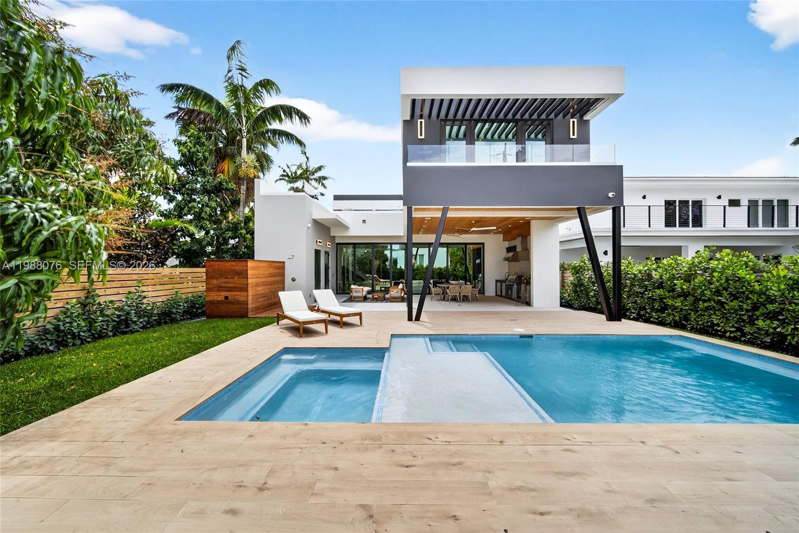 BRICKELL ESTATES - Residential