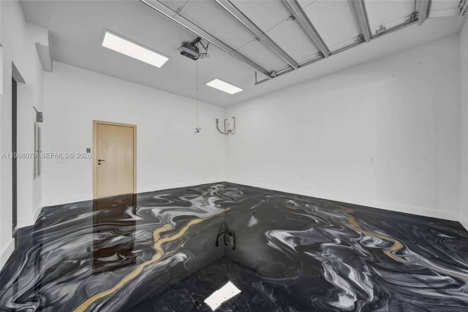 BRICKELL ESTATES - Residential