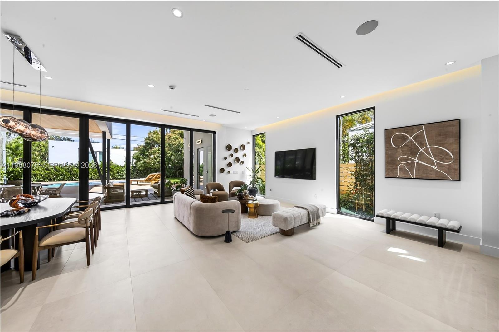 BRICKELL ESTATES - Residential