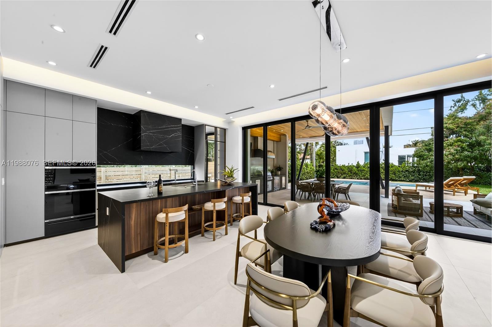 BRICKELL ESTATES - Residential