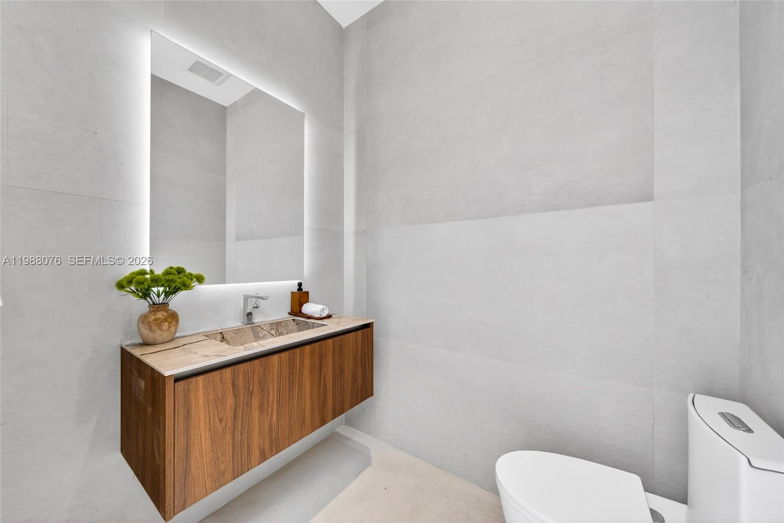 BRICKELL ESTATES - Residential