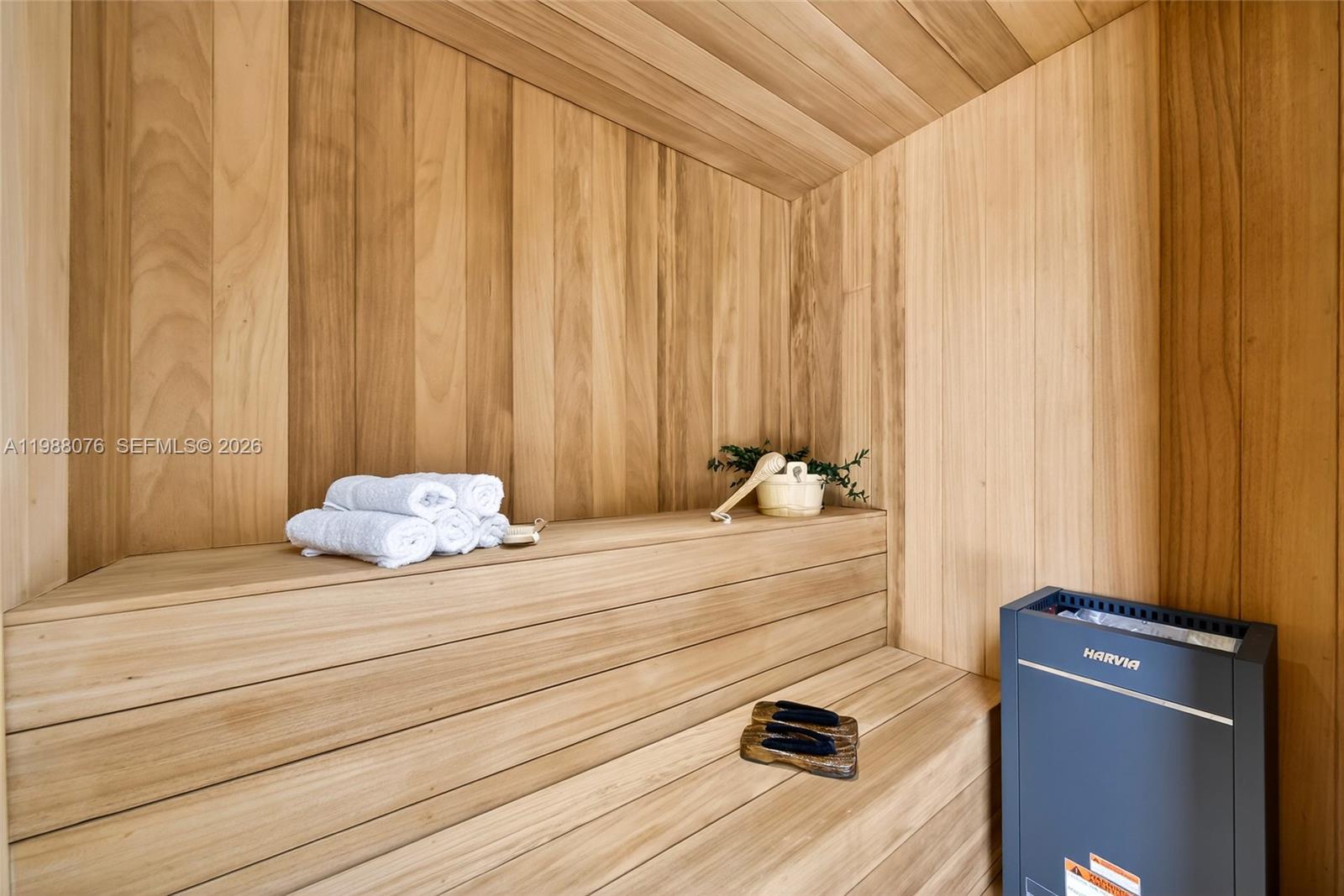 BRICKELL ESTATES - Residential