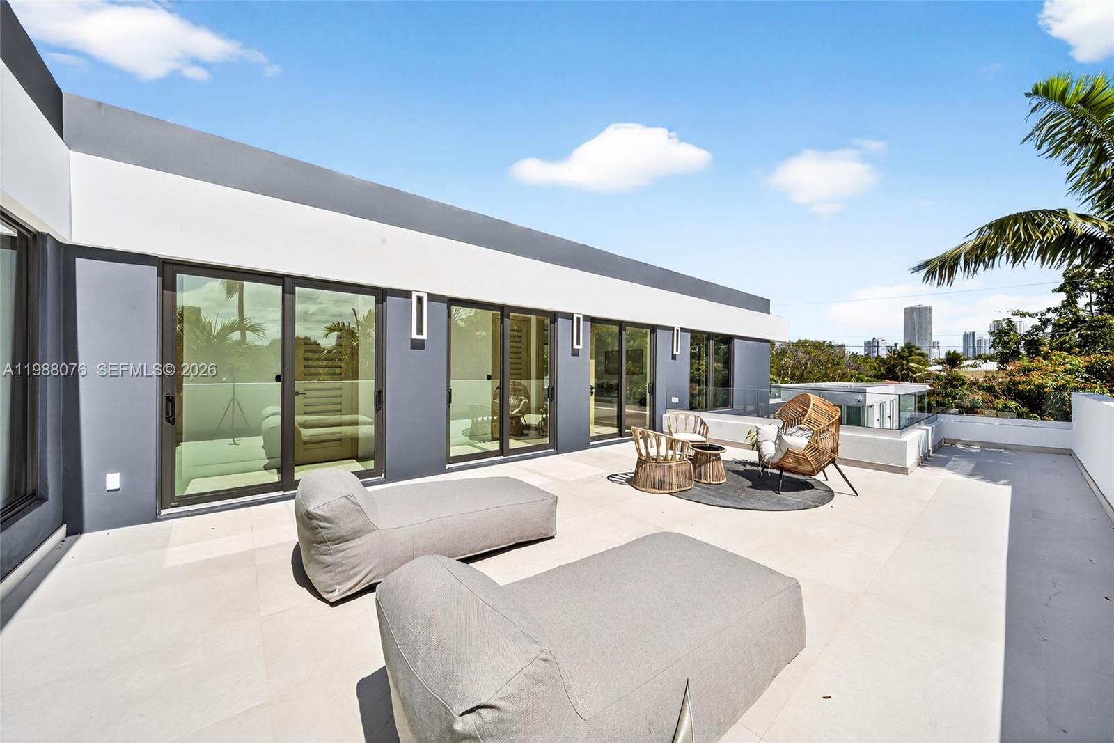 BRICKELL ESTATES - Residential