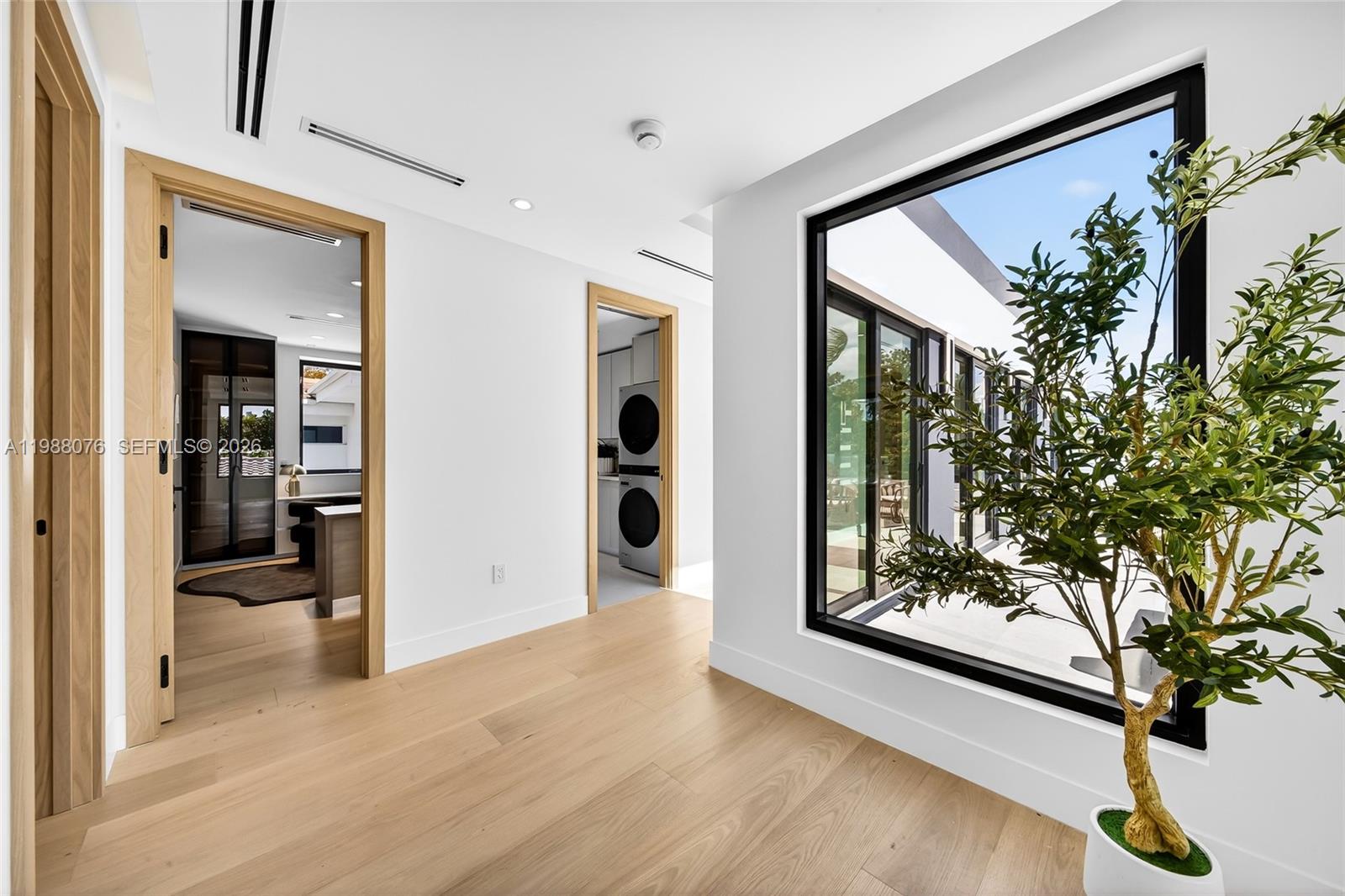 BRICKELL ESTATES - Residential