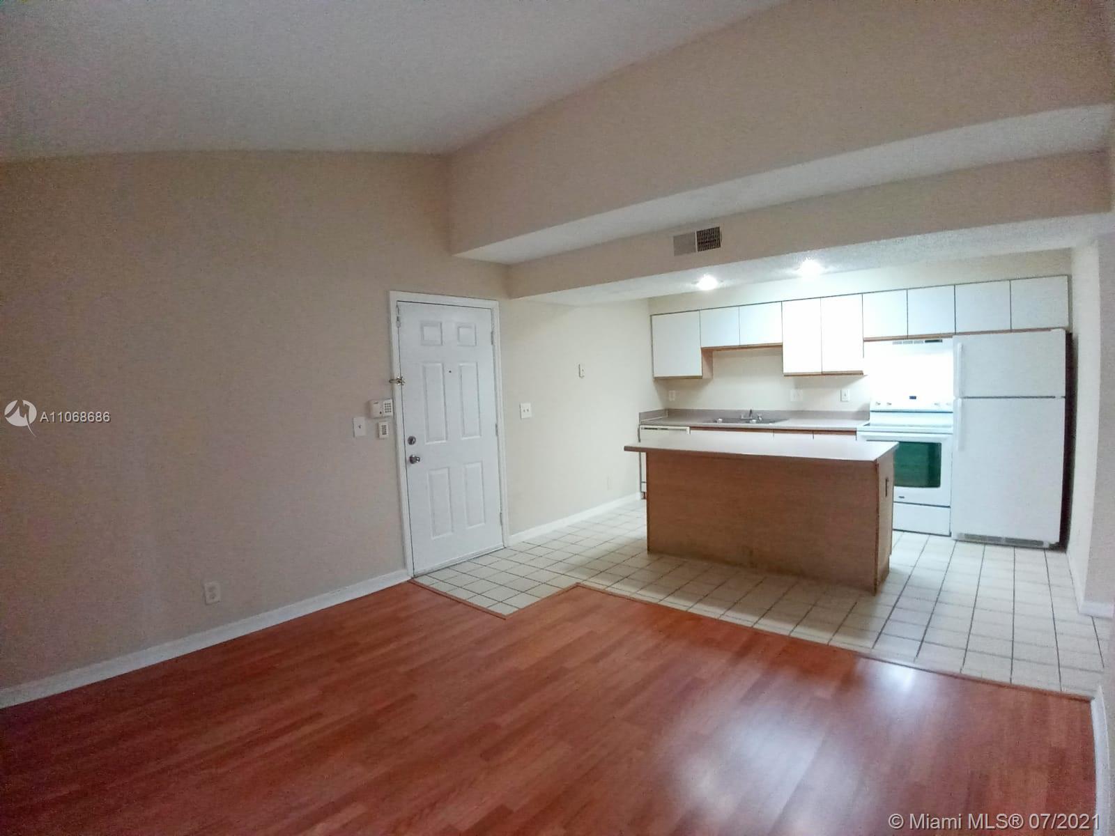 WINDWARD LAKES CONDO - Residential Lease
