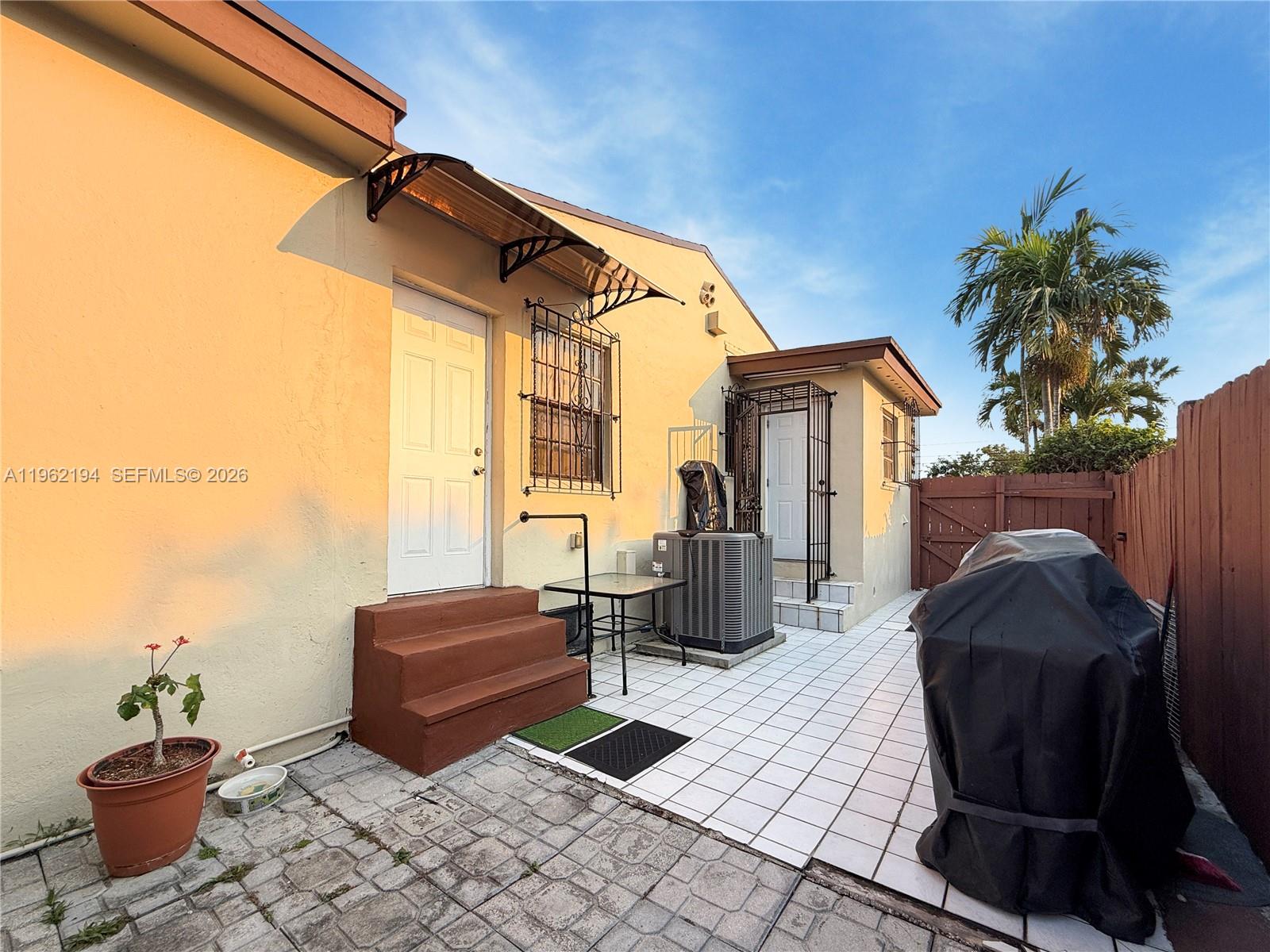 JOHN A CAMPBELL LITTLE FA - Residential