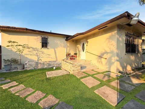 8891 SW 28th St Miami FL 33165