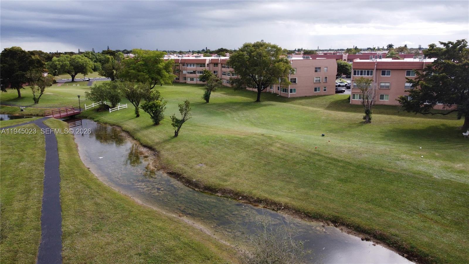 SUNRISE LAKES 142 CONDO - Residential
