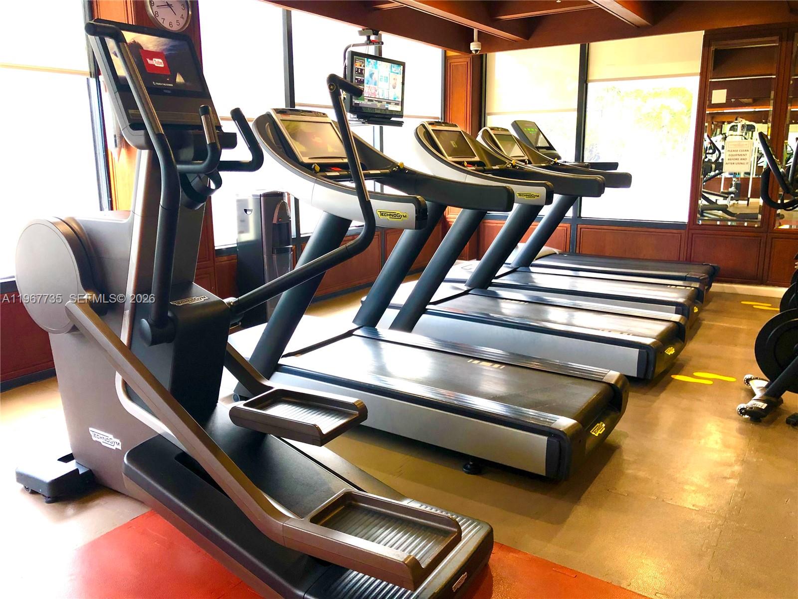 CHARTER CLUB CONDO - Residential Lease