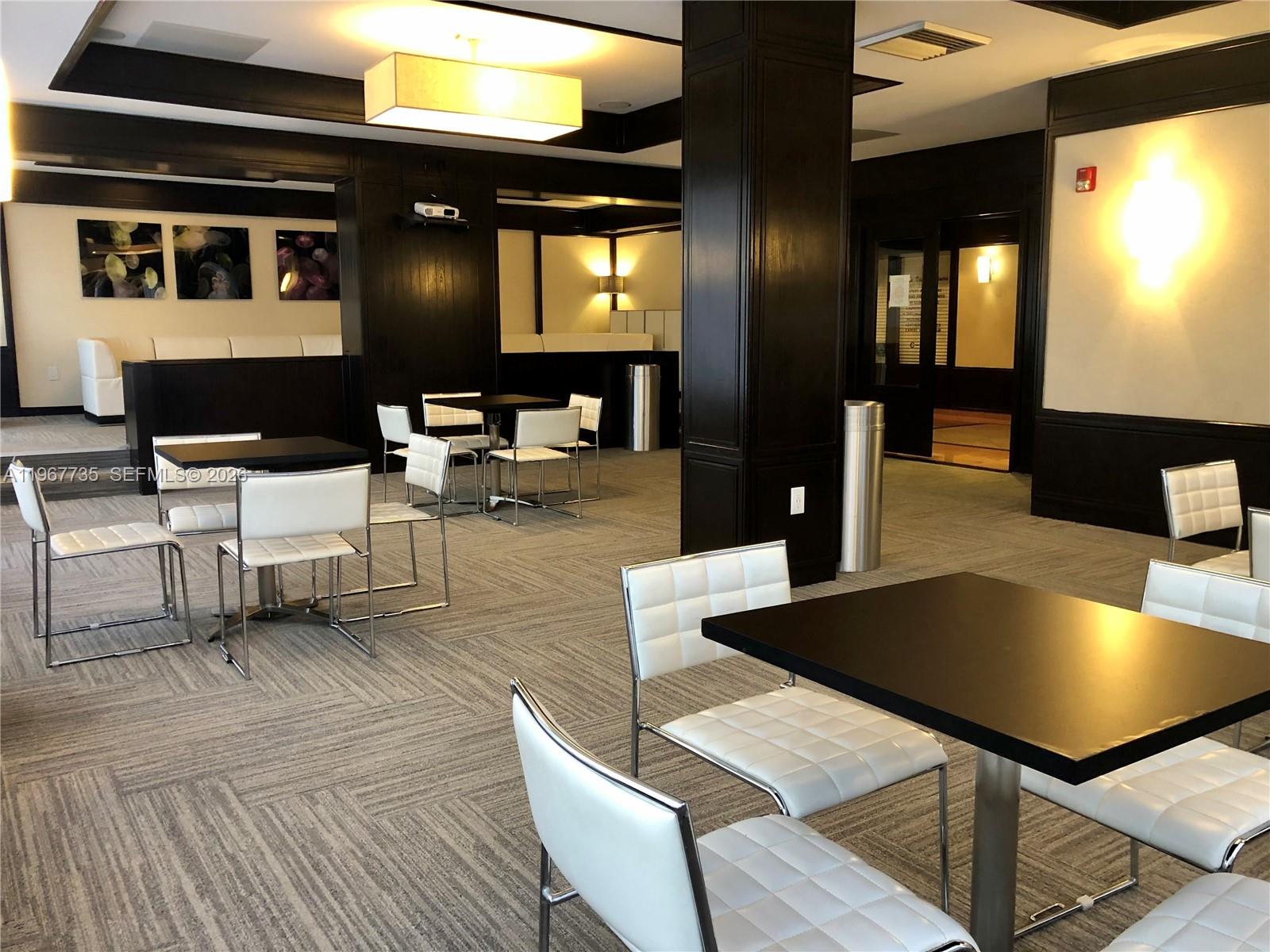 CHARTER CLUB CONDO - Residential Lease