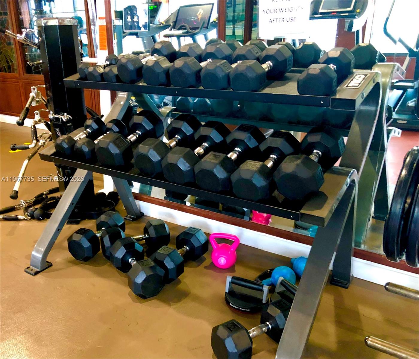 CHARTER CLUB CONDO - Residential Lease