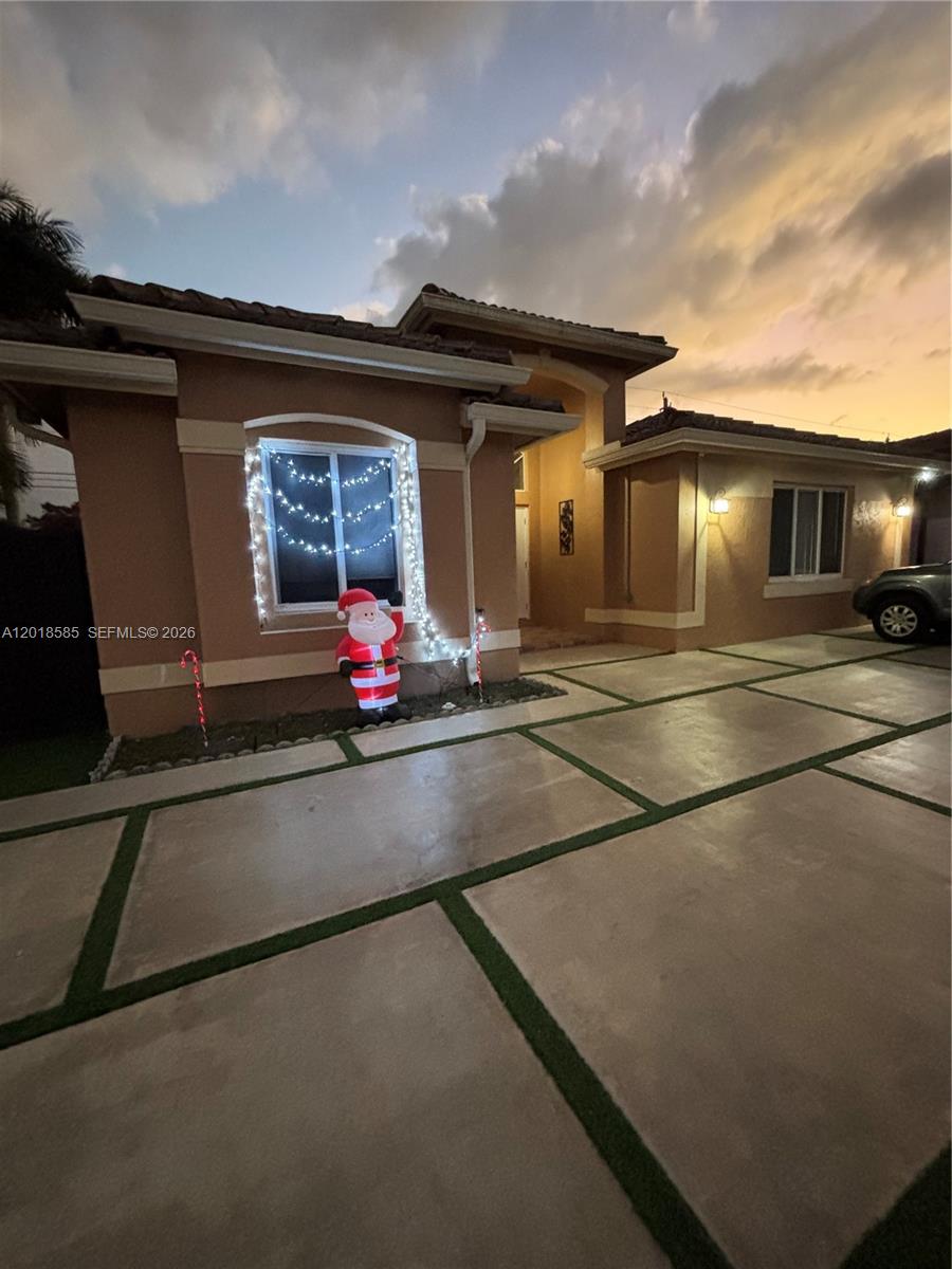 16274 SW 71st Ter - Image 1
