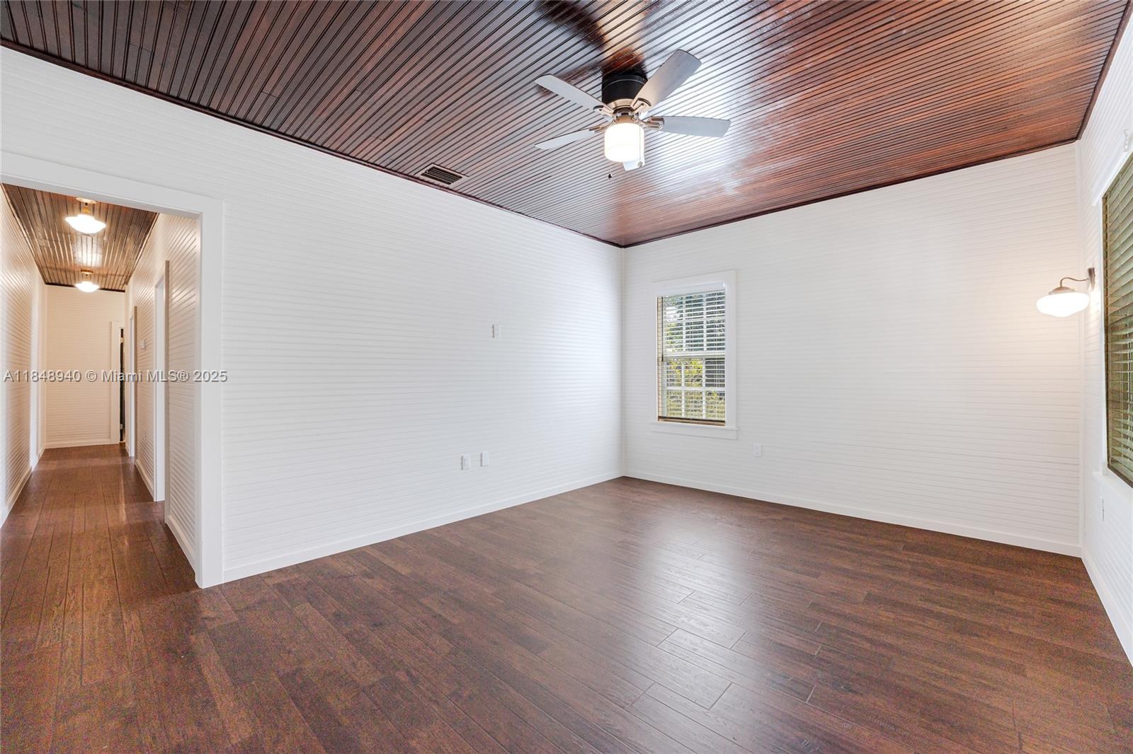 3826 Oak Ave 3826