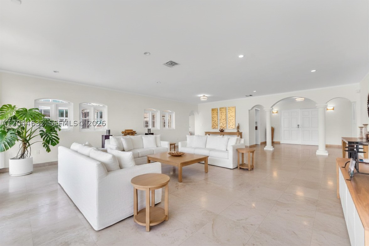 7500 W Treasure Dr