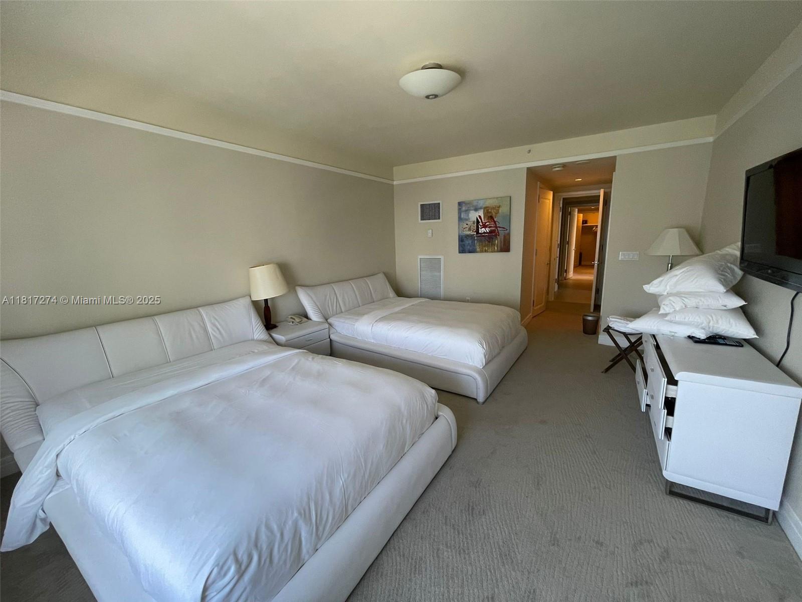 1435 Brickell Ave 3112