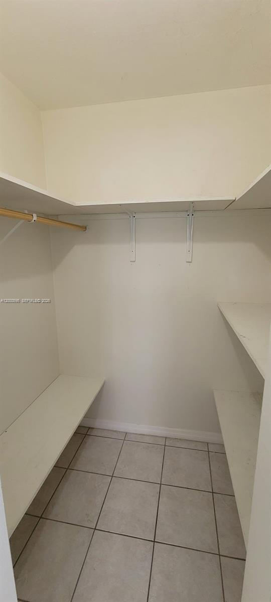 MARINE COLONY CONDO - Residential Lease