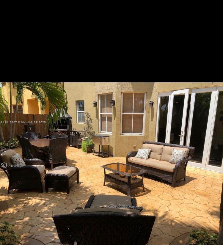 4841 NW 107th Ct