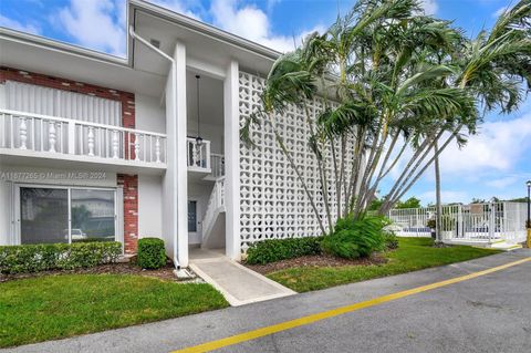 A home in South Palm Beach