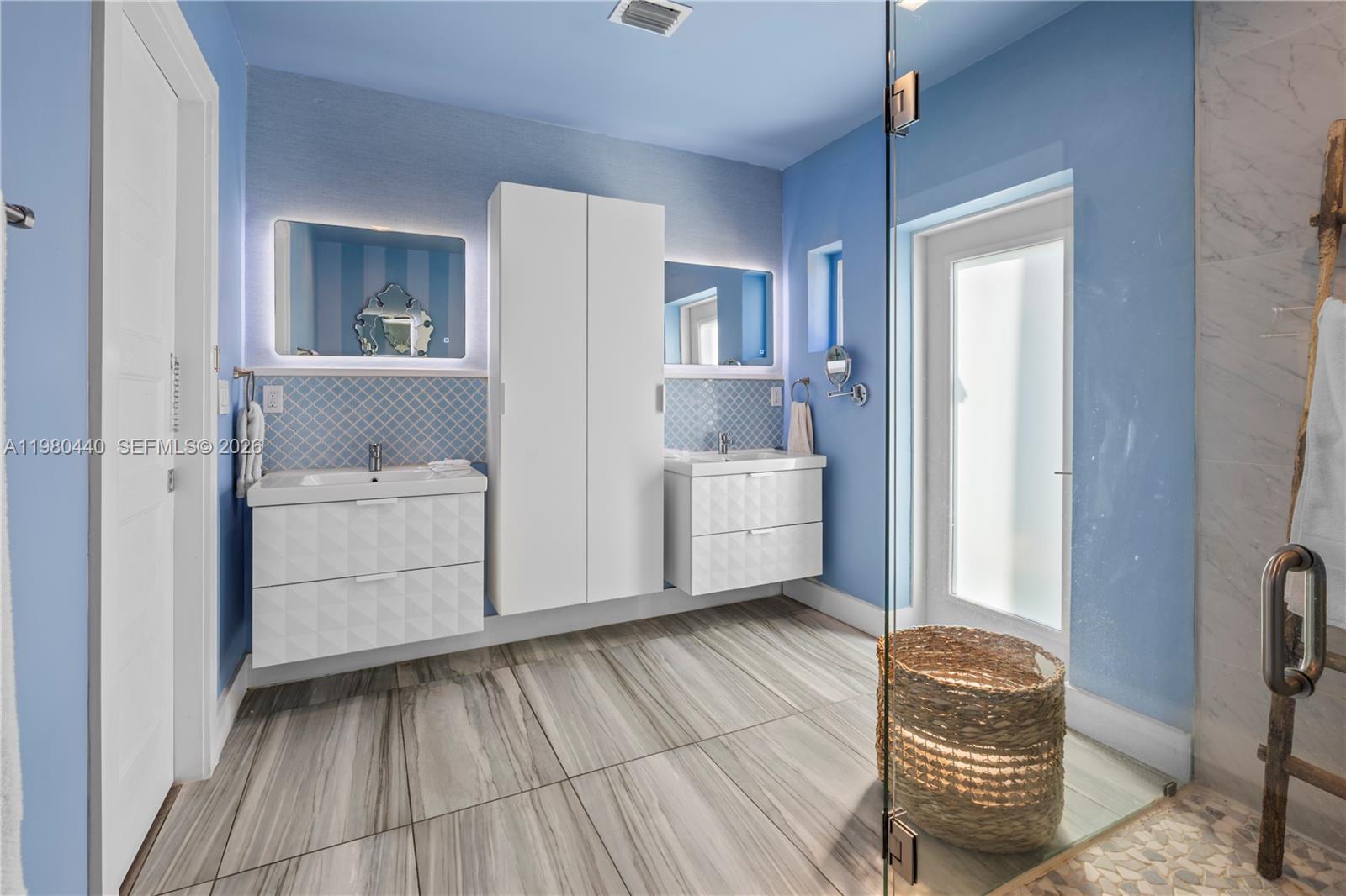 SHORE ACRES AMD PL - Residential Lease