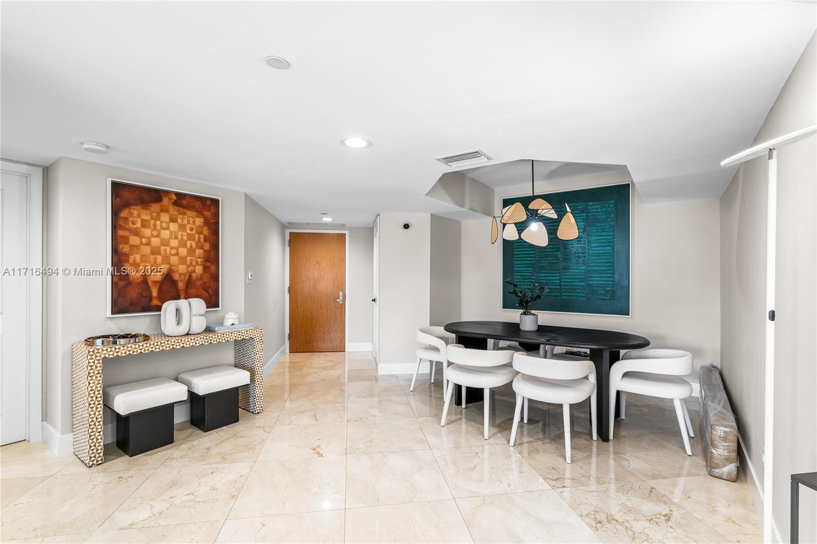 21055 Yacht Club Dr 702