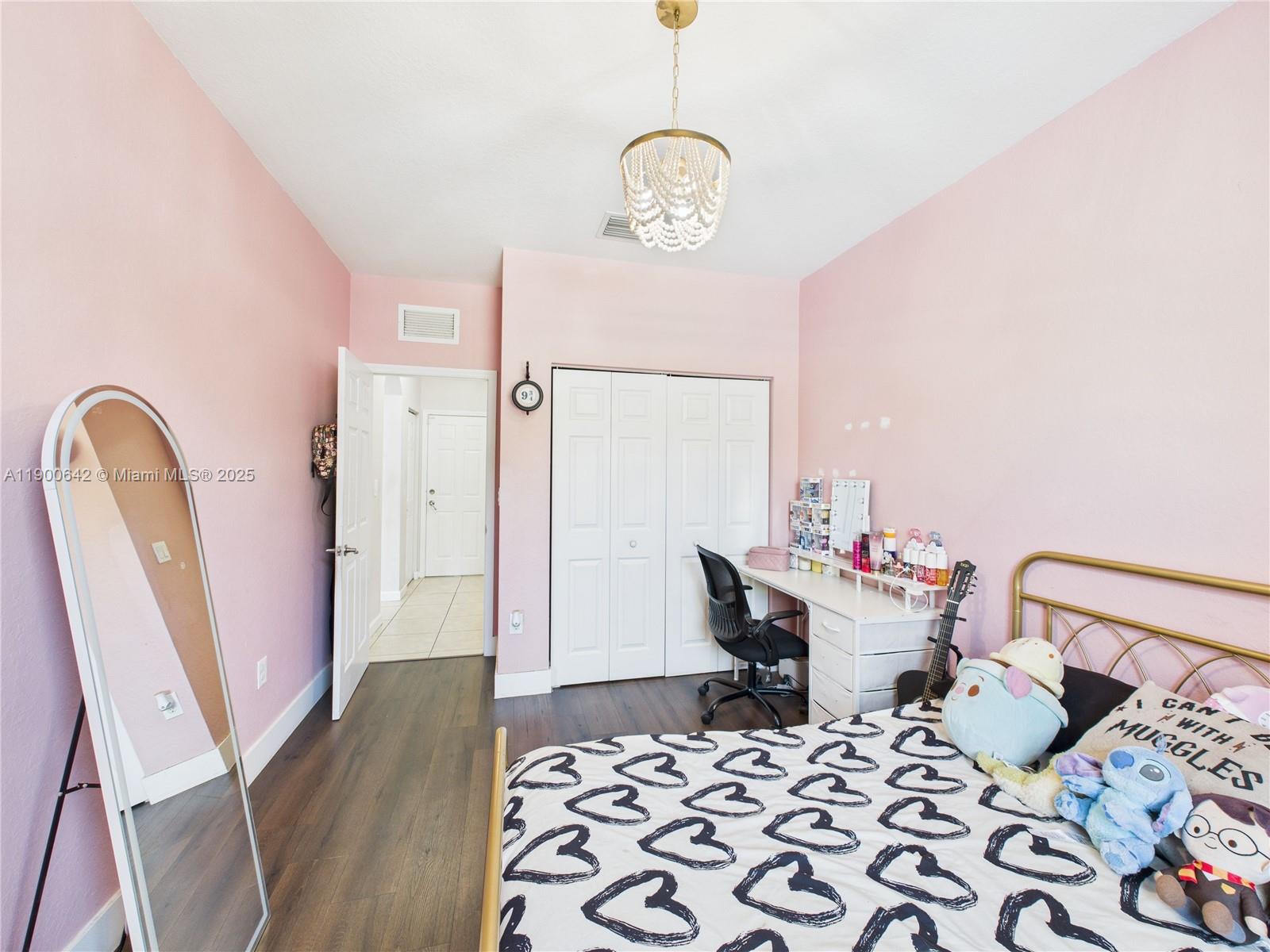 SILVER PALM EAST SEC FOUR - Residential