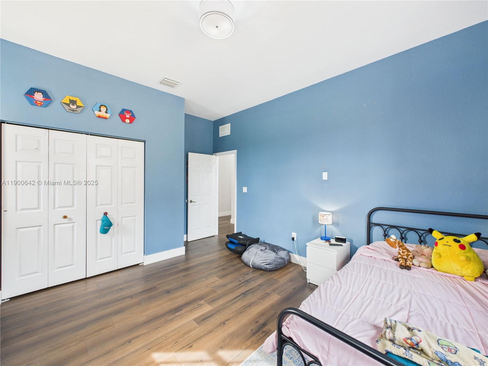 SILVER PALM EAST SEC FOUR - Residential