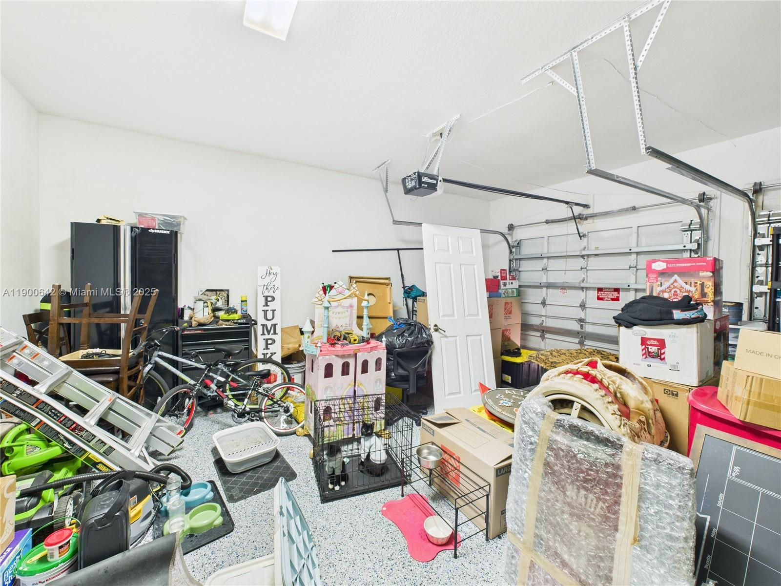 SILVER PALM EAST SEC FOUR - Residential