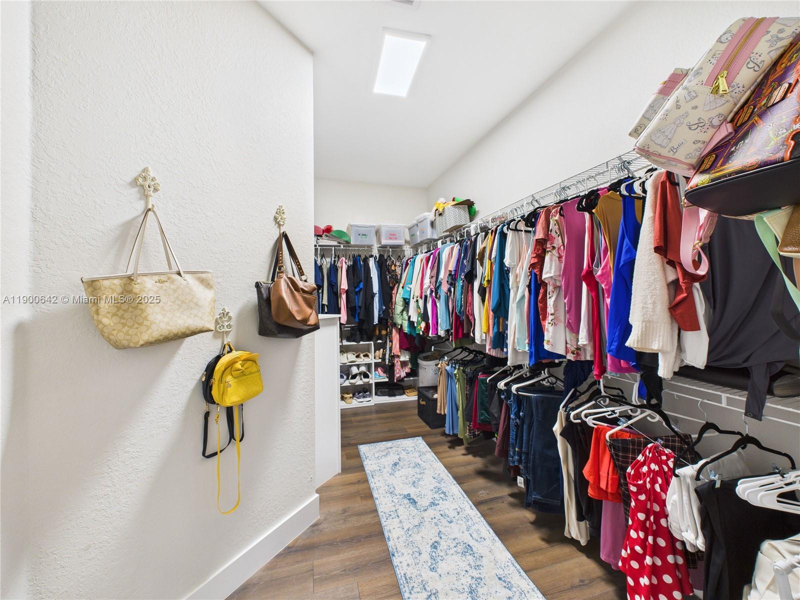 SILVER PALM EAST SEC FOUR - Residential