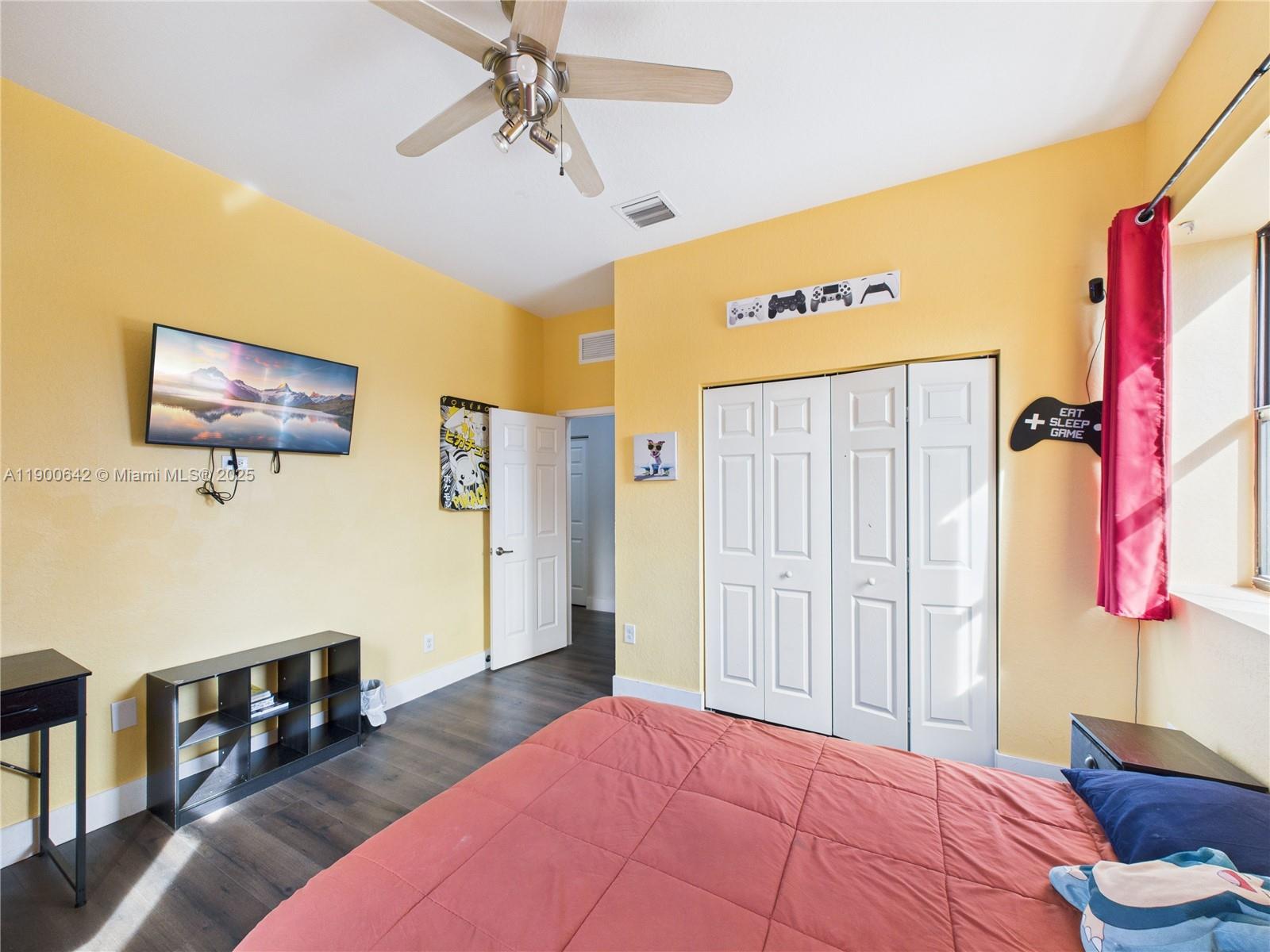 SILVER PALM EAST SEC FOUR - Residential