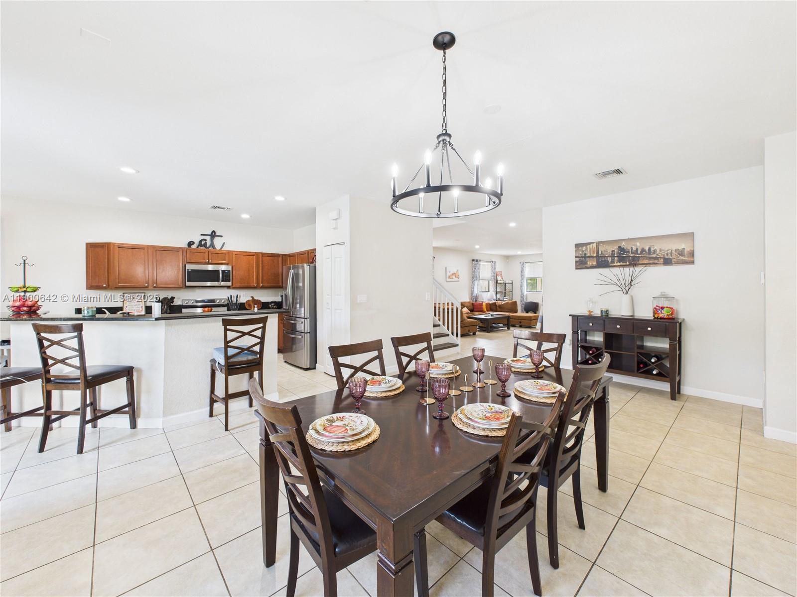 SILVER PALM EAST SEC FOUR - Residential