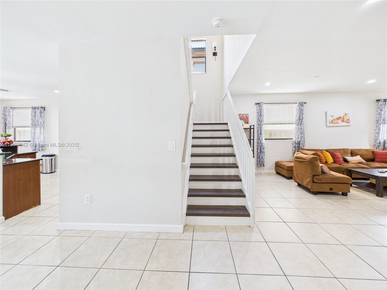 SILVER PALM EAST SEC FOUR - Residential