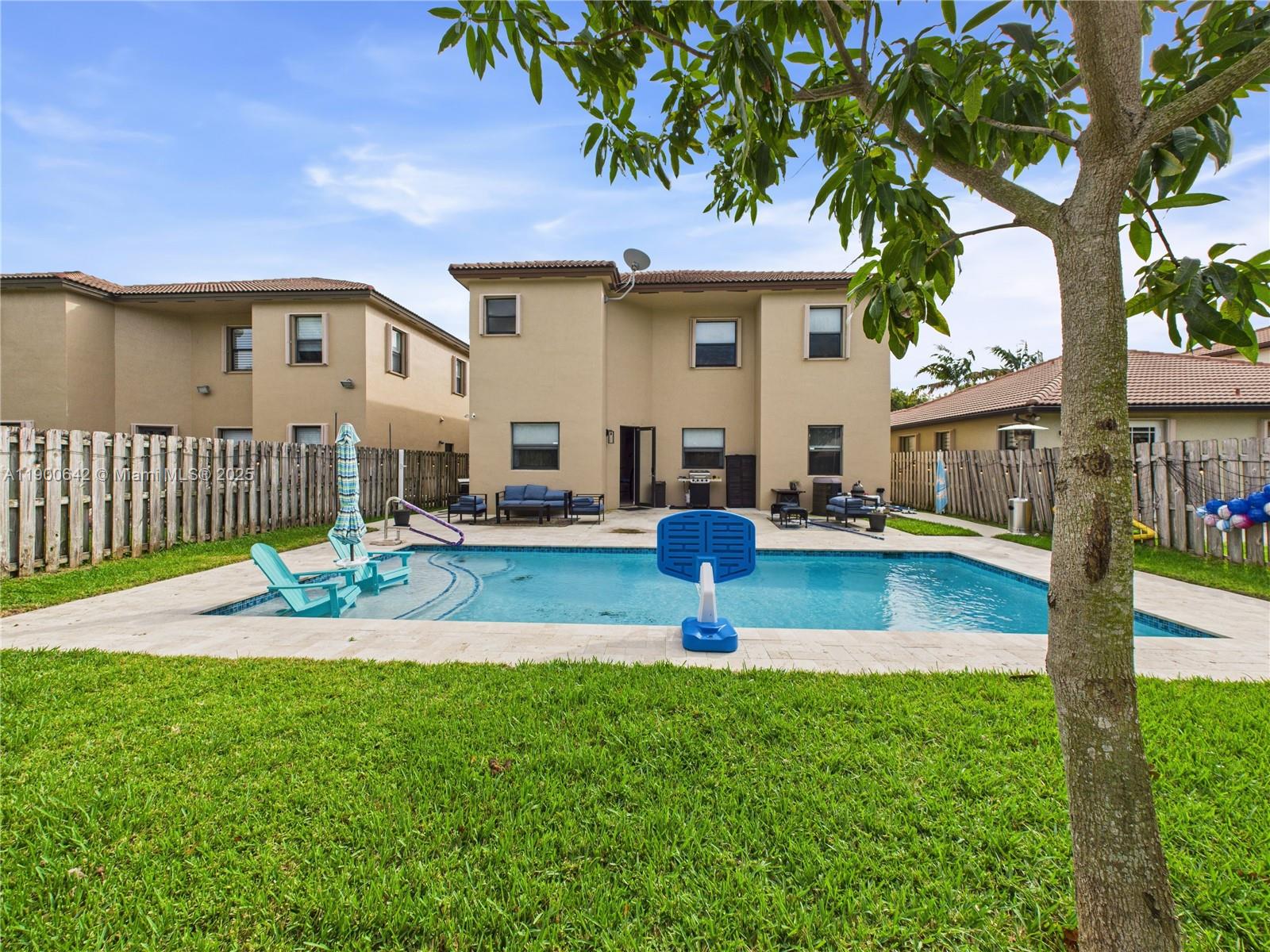 SILVER PALM EAST SEC FOUR - Residential