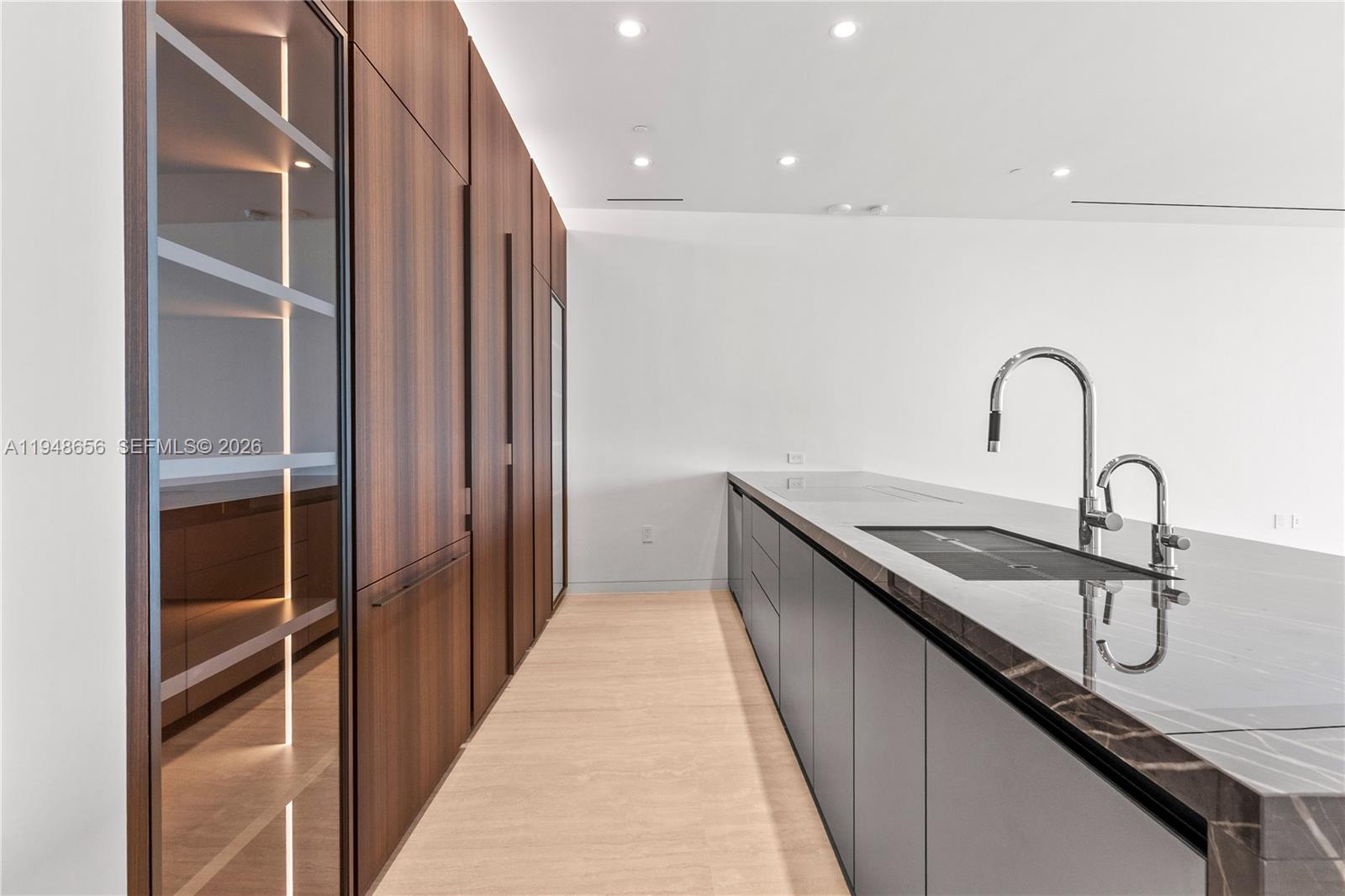 Vita Grove Isle - Residential