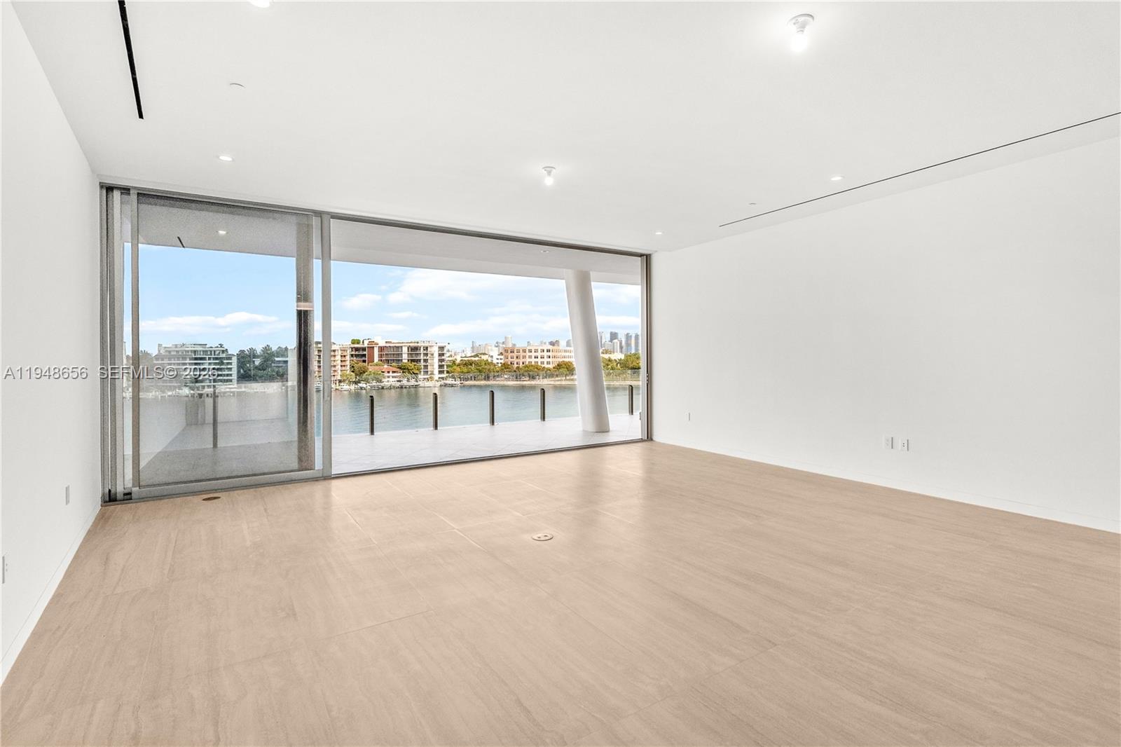 Vita Grove Isle - Residential