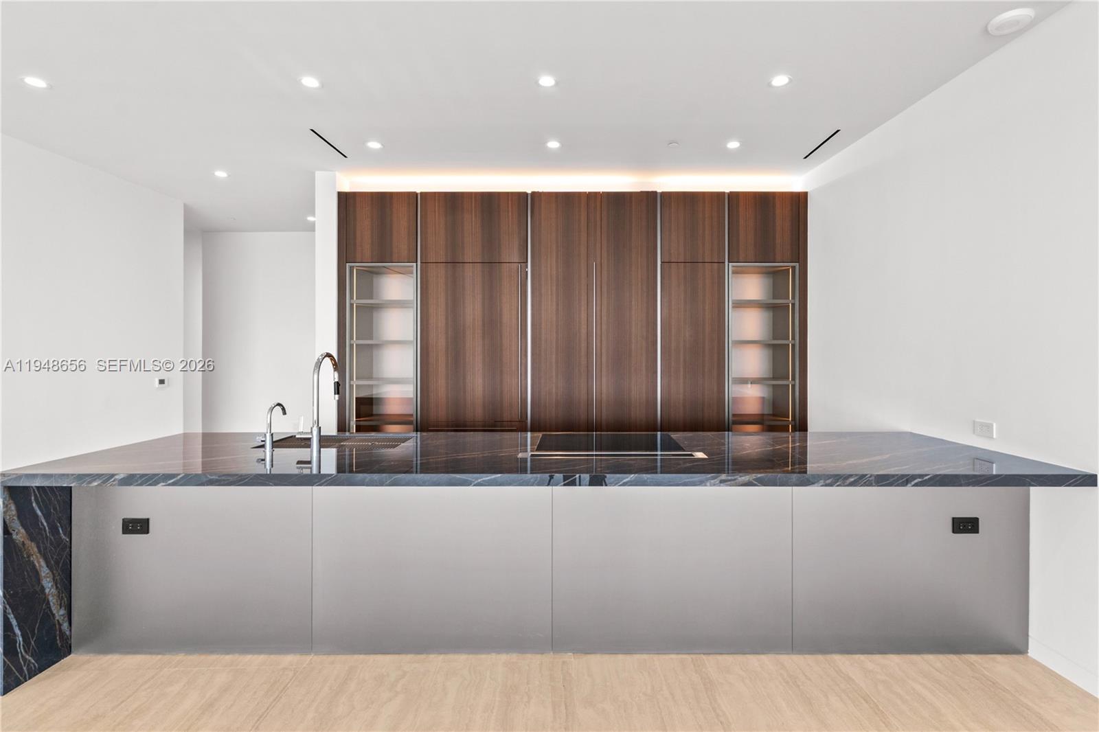 Vita Grove Isle - Residential