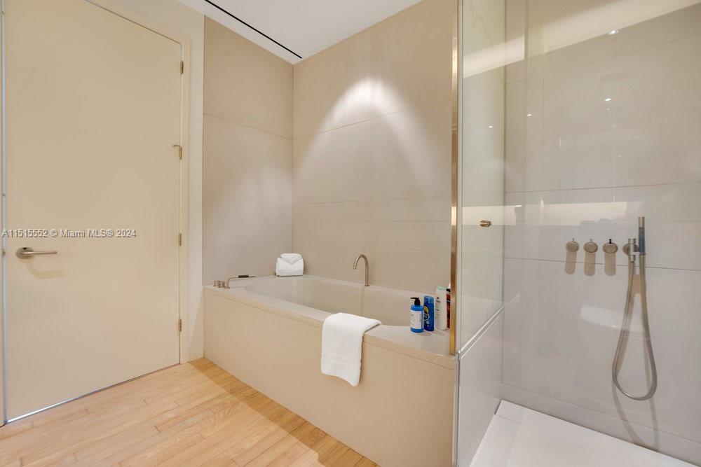 2901 COLLINS CONDO - Residential