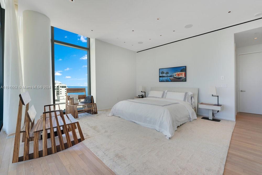 2901 COLLINS CONDO - Residential