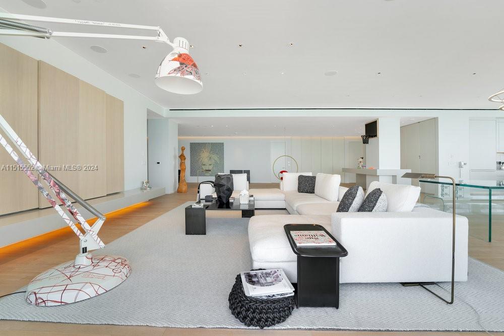 2901 COLLINS CONDO - Residential