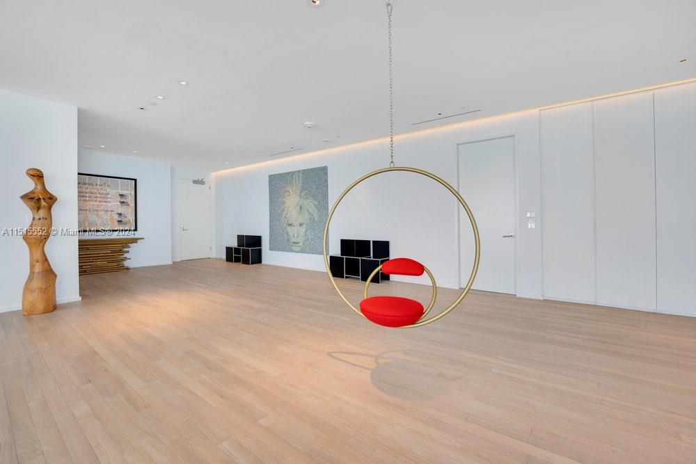 2901 COLLINS CONDO - Residential