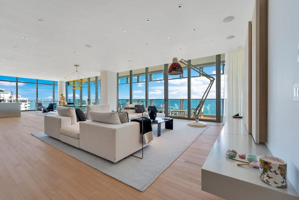 2901 COLLINS CONDO - Residential