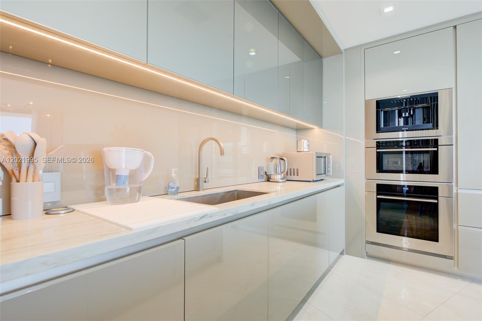 18975 COLLINS CONDO - Residential