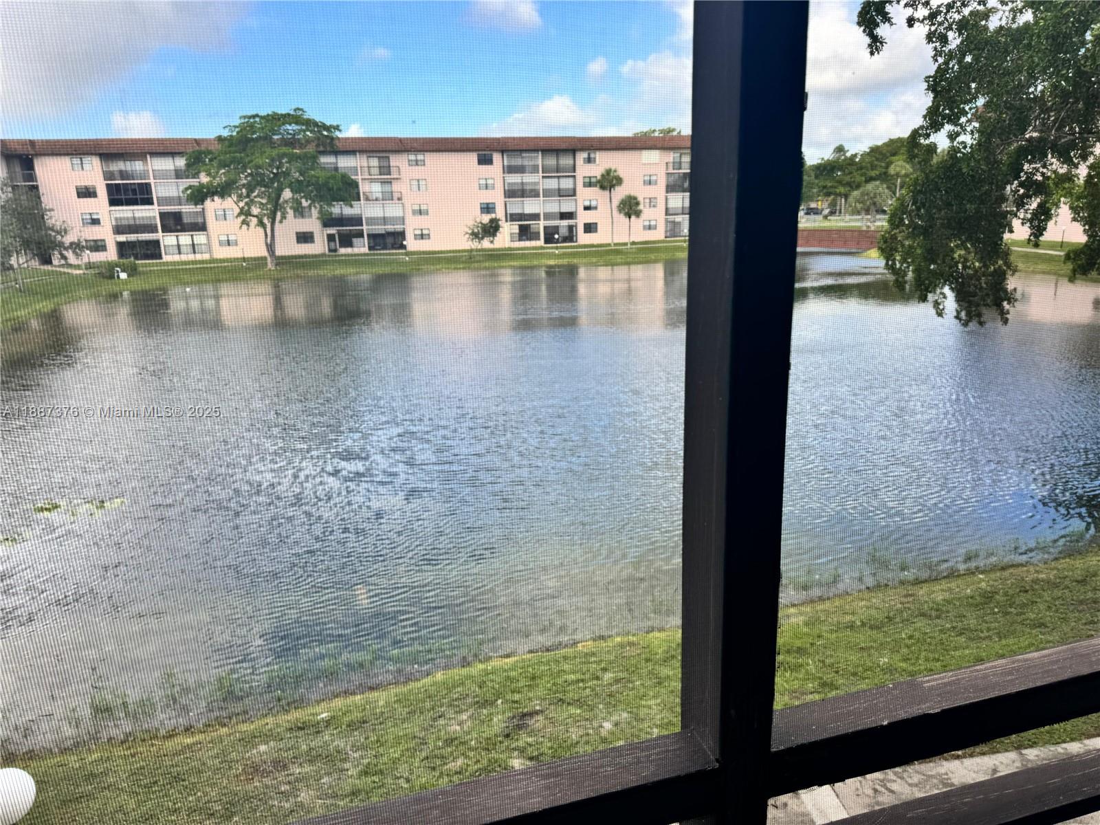 LAKES OF CARRIAGE HILLS - Residential