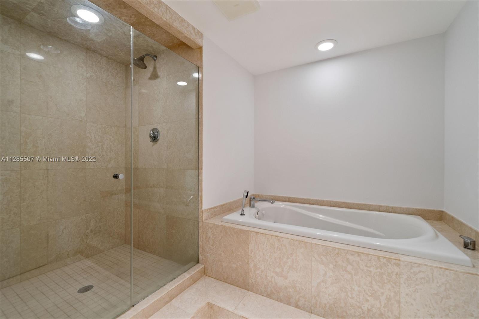 KEY COLONY NO 1 - Residential Lease