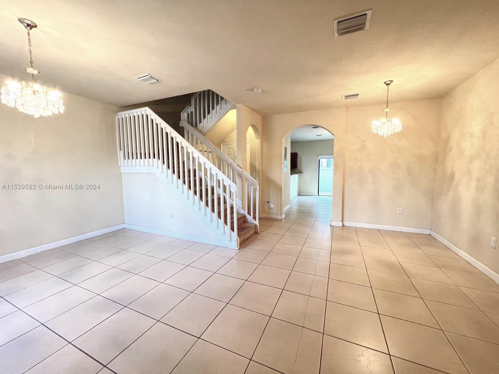 BELLAGIO VILLAS - Residential